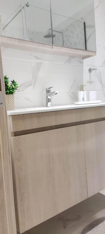 อพาร์ตเมนต์ 3 ห้องนอน 1 ห้องน้ำส่วนตัว ขนาด 110 ตร.ม. – คอร์ฟู Apartment Corfu  ภายนอก รูปภาพ